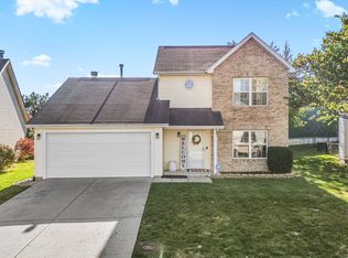 14910 Oak Rd, Carmel, IN 46033