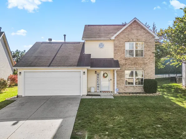 14910 Oak Rd, Carmel, IN 46033