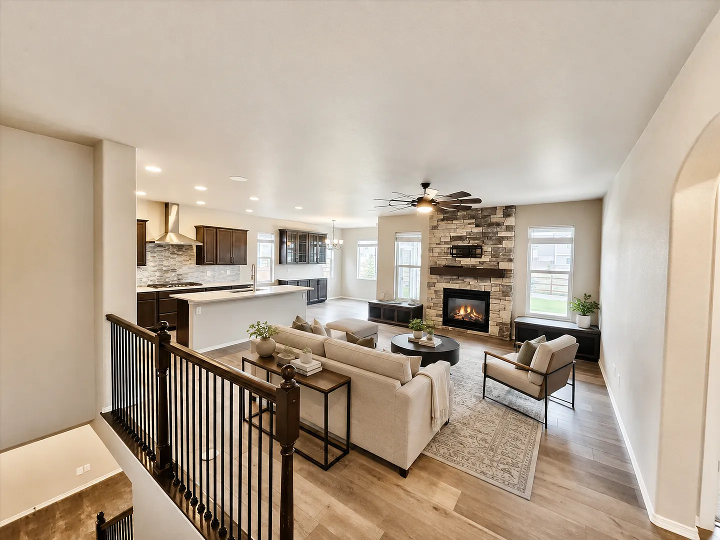 Stunning 4 Bedroom Ranch Home in Falcon! — Photo 2