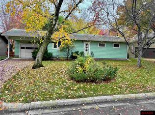 484 W Swift St, Saint Peter, MN 56082