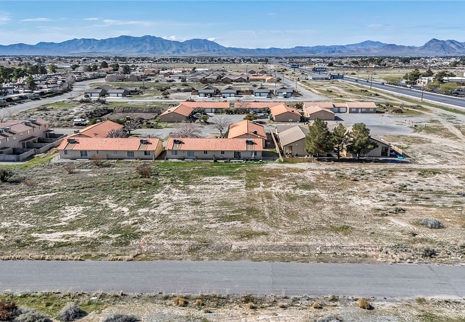1st image of 1060 S Leo Ct