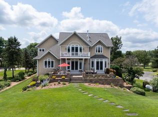 830 Prairie Island Rd N, Winona, MN 55987