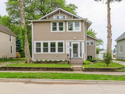 2037 18th Ave #B, Moline, IL, 61265