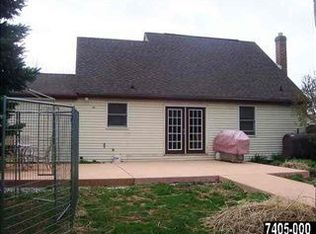 3401 Longwood Ct, Dover, PA 17315