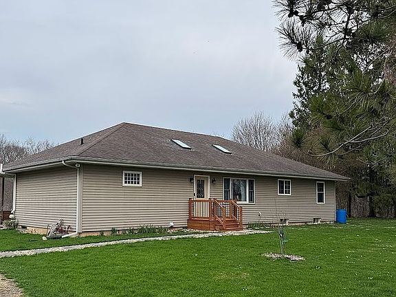 2nd image of 16722 Runyon Rd