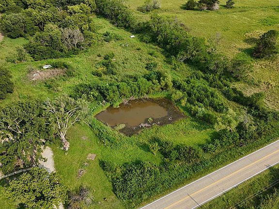 3rd image of 11557 Miller Rd