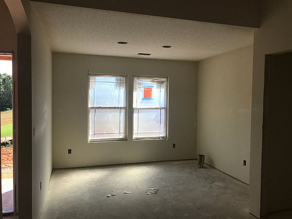 3rd image of 211 Daybreak Ct Lot 4