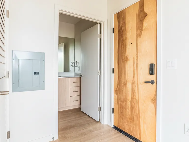 Brand New Apartments in the Central Neighborhood! — Photo 4