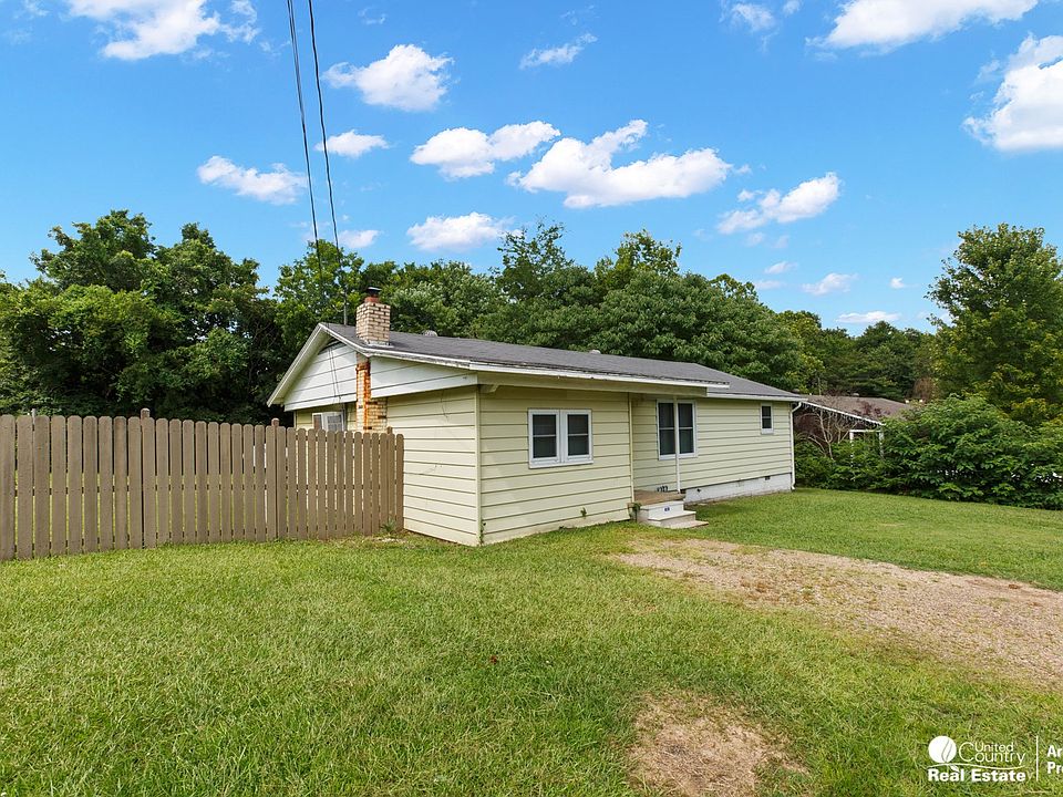 1st image of 1201 Averitt St