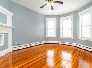 46 Houghton St FLOOR 3, Dorchester, MA 02122