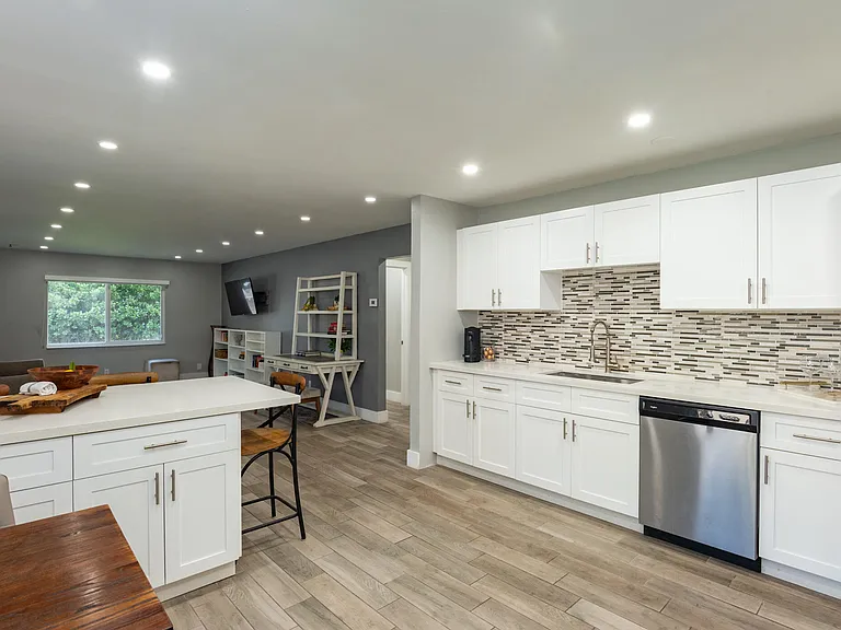 13487 Barwick Rd #B — Photo 12