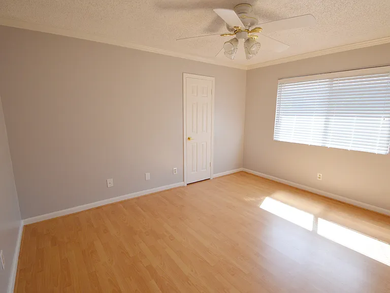 807 Palomino Dr #C — Photo 8