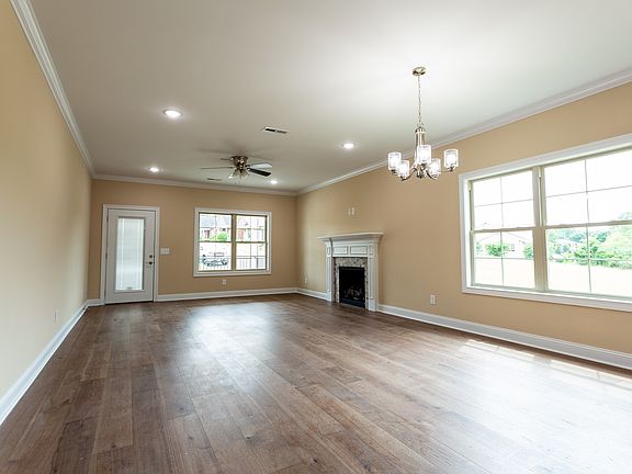 4th image of 456 Pond Apple Road 33