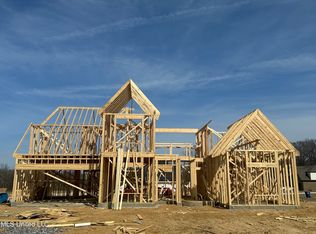 5812 Nina Dr, Horn Lake, MS 38637
