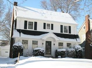 3360 Avalon Rd, Shaker Heights, OH 44120