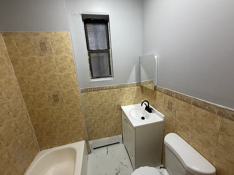 36 S 12th St #1 — Photo 12