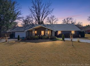 4926 E 97th St, Tulsa, OK 74137