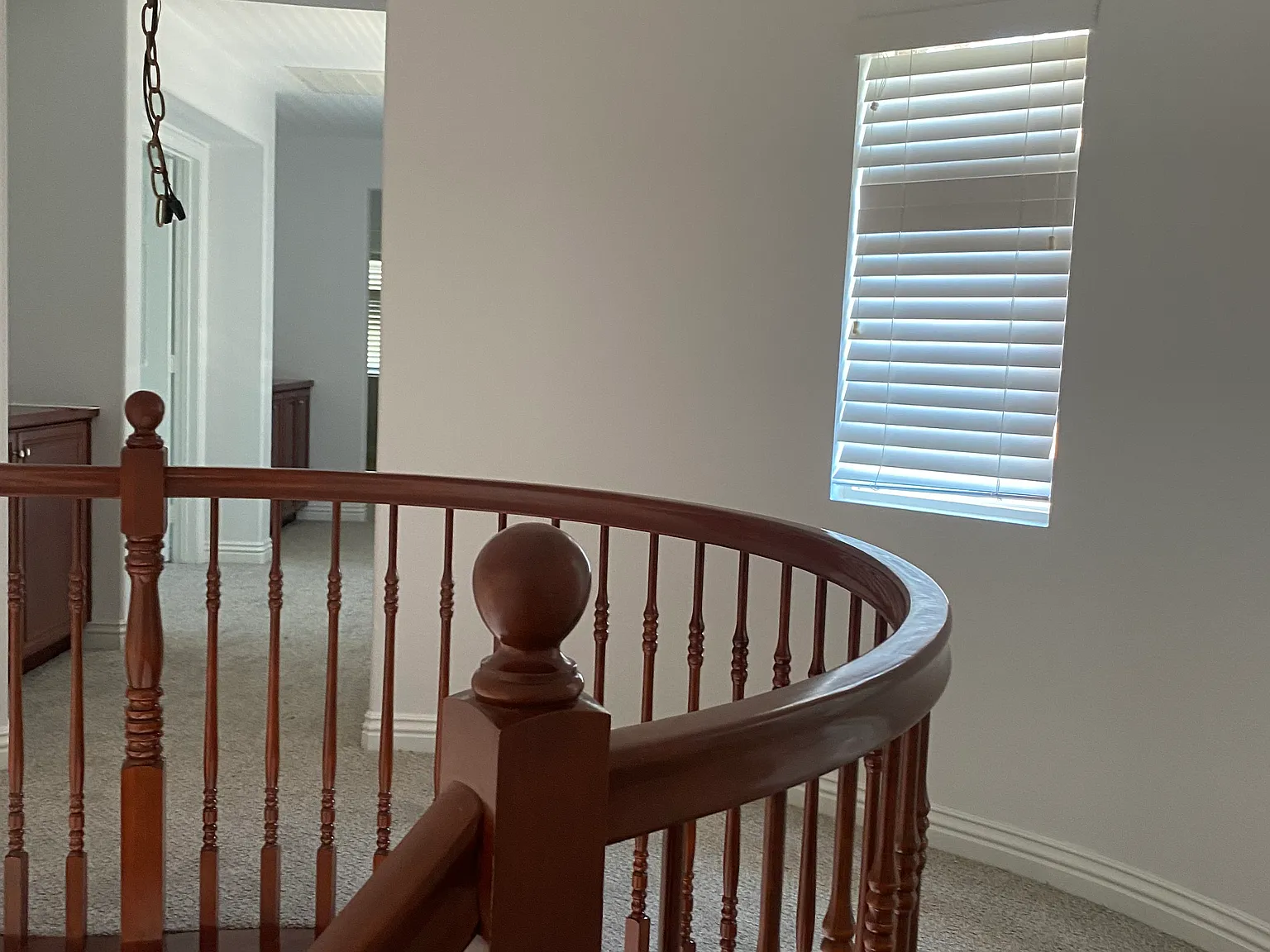 5 bed, 3550 sqft, $3,850 — Photo 4