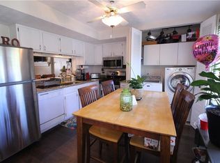 285 Roswell Commons Cir, Roswell, GA 30076