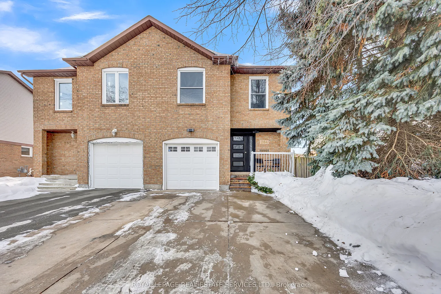 284 Rimmington Dr photo 1
