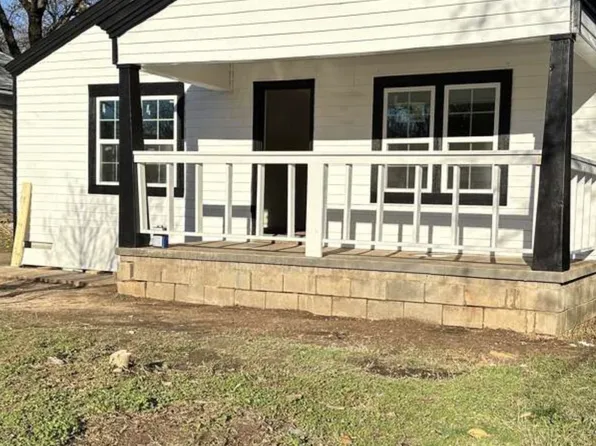 133 S Oak Ave, Shawnee, OK 74801