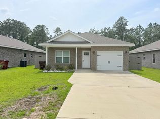 3015 33rd Ave, Milton, FL 32583