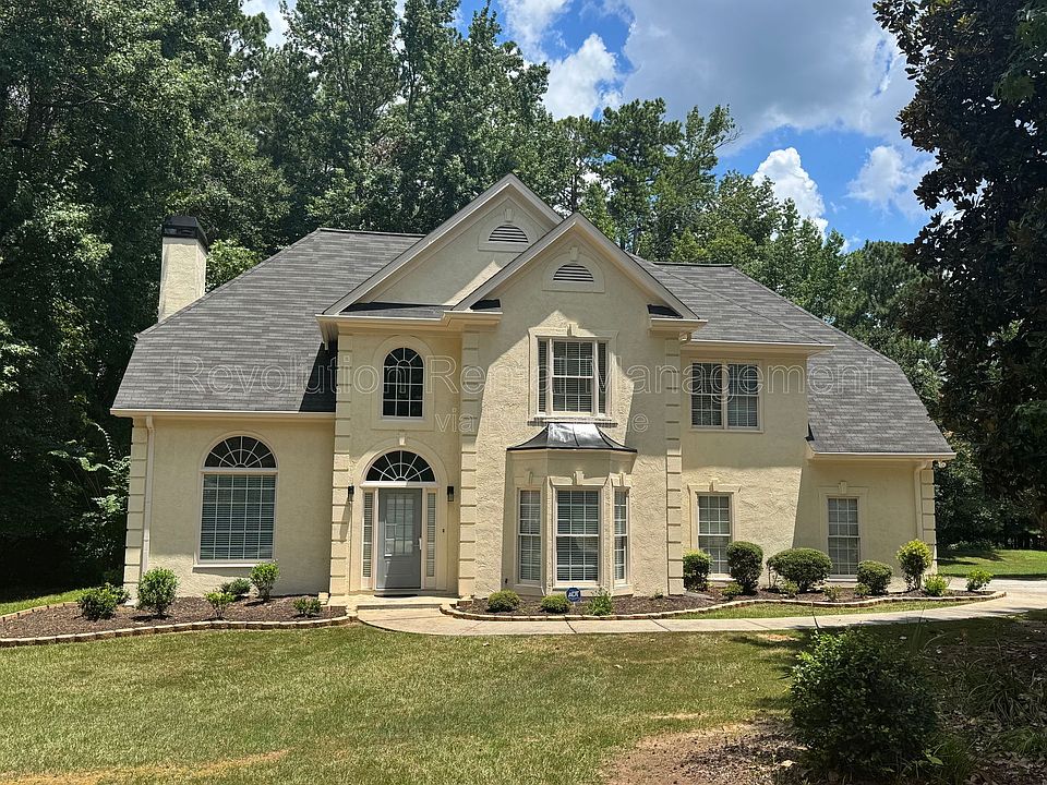 1st image of 120 Julia Ct