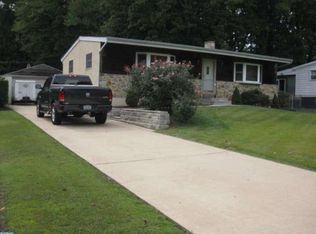 3984 Riviera Rd, Upper Chichester, PA 19061