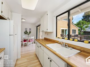 Beautifully Maintained Duplex in Glen Ellen, Glen Ellen, CA 95442