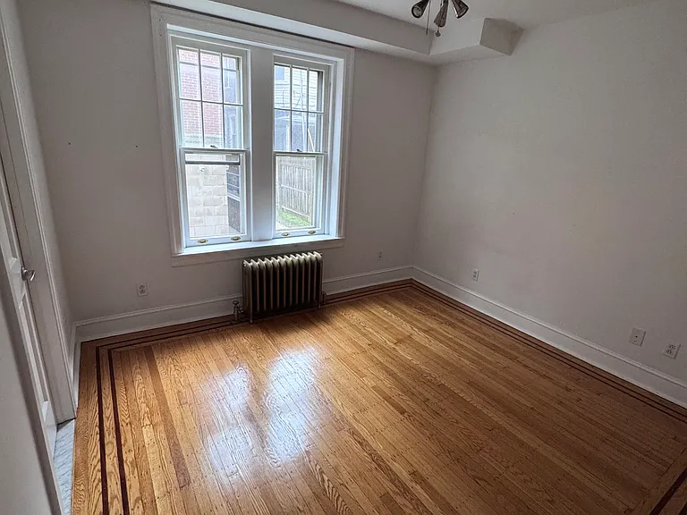 315 S 46th St #6 — Photo 6
