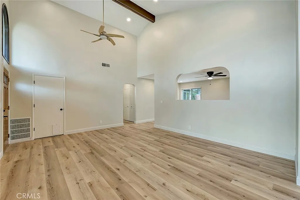 3 bed, 1494 sqft, $6,800 — Photo 3
