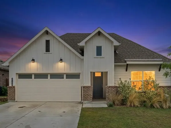 2105 Blackcap St, Denton, TX 76205