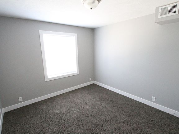 3rd image of 428 N 40th St APT 9