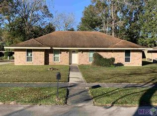 1413 John Dr, Denham Springs, LA 70726