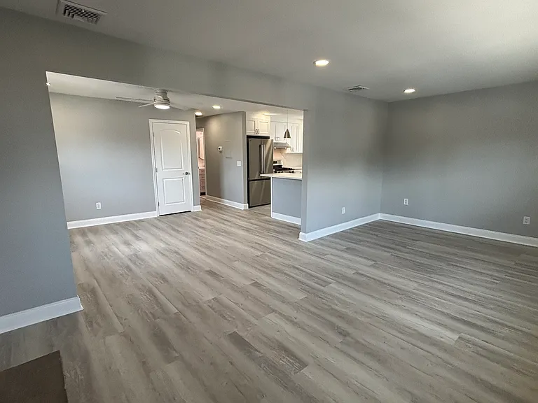 260 Court Ave #2 — Photo 6