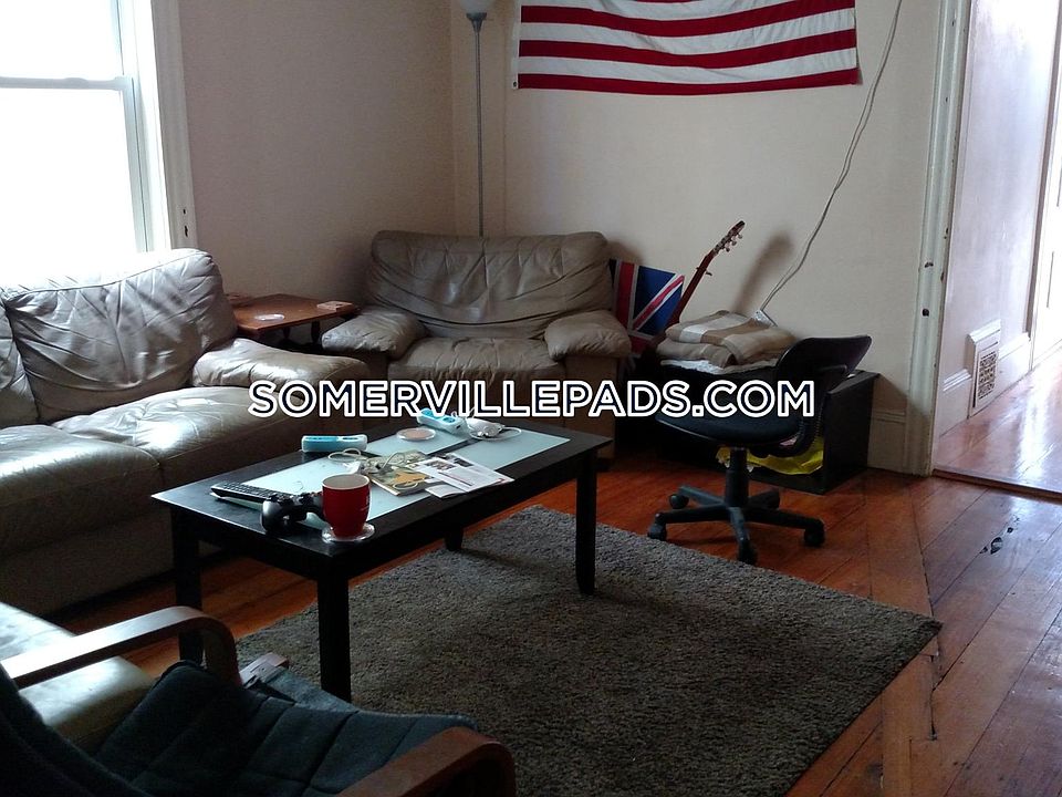 2nd image of 49 Porter St #U1