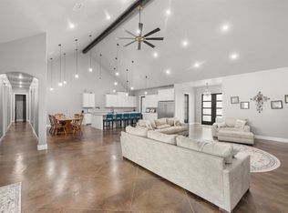 6021 N Fm 1915, Buckholts, TX 76518