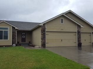 8748 Ceann Ln, Manhattan, KS 66502