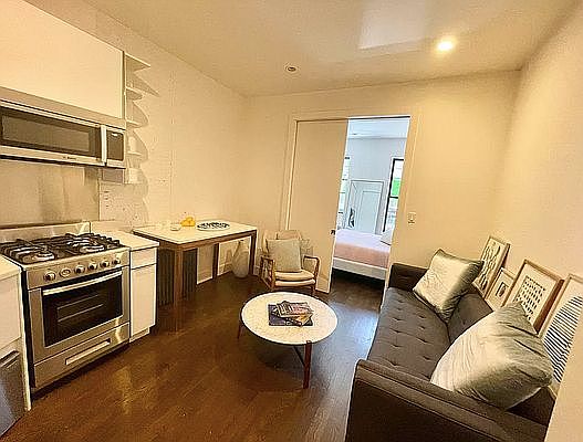 1st image of 440 10th Ave APT 2FS