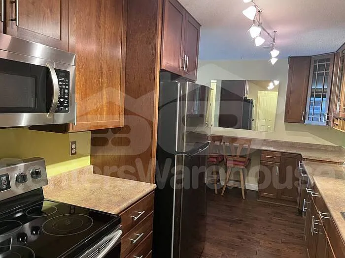 1304 W Medicine Lake Dr #118 — Photo 13