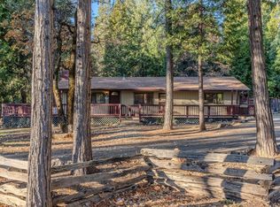 26165 Oxbow Rd, Pioneer, CA 95666