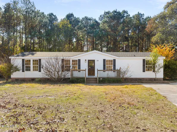 119 Manchester Lane, Holly Ridge, NC 28445