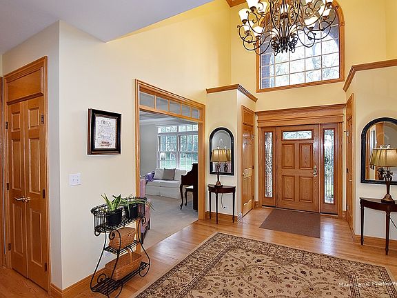 3rd image of 38W280 Heritage Oaks Dr