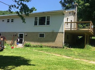 15 Sinclair Rd, Moatsville, WV 26405