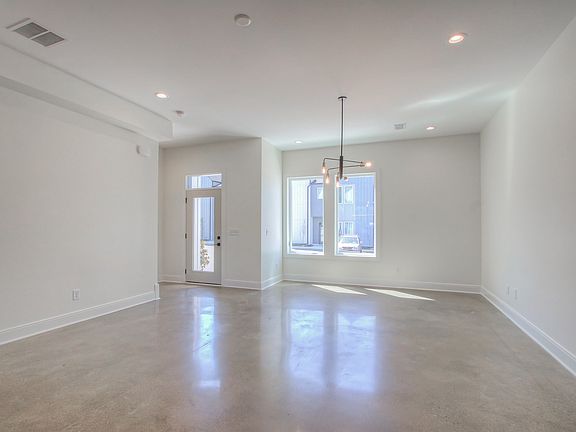 4th image of 1540 Yarra St