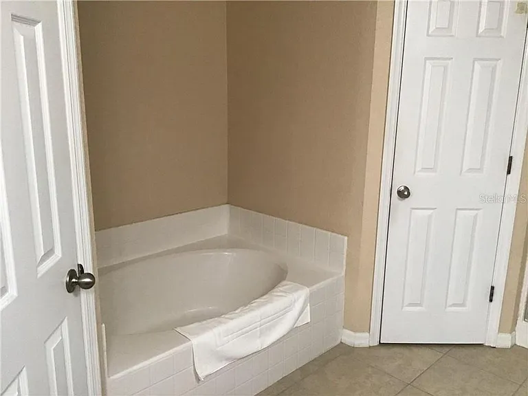 2091 Snowflake Ln — Photo 14