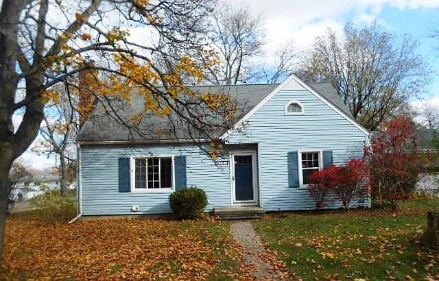 1st image of 242 Elmhurst Ave