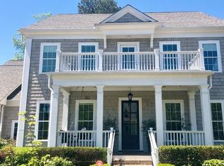 140 Park East Dr, Roswell, GA 30075