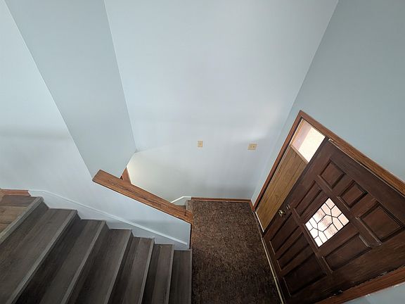 3rd image of 2204 S Bennett St