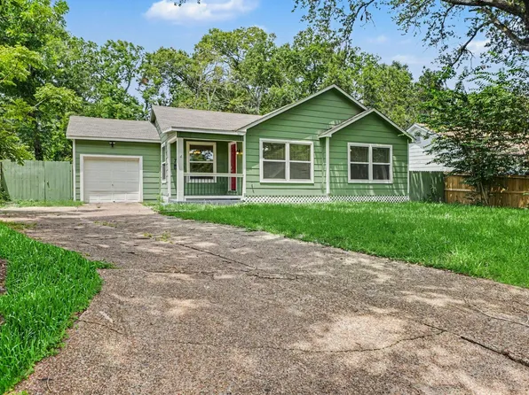 702 E Republic Ave, Baytown, TX 77520
